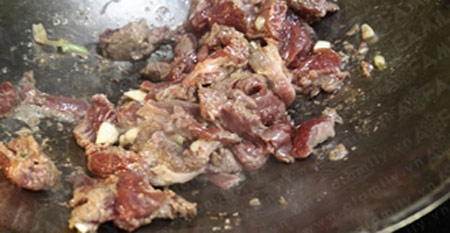 Bò xào lăn: Món nhậu ngon cho chàng - 6