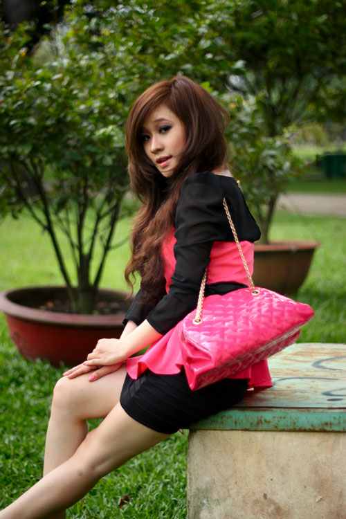 Thời trang của nàng công chúa, Thời trang, nhan vat thoi trang, vay ren, mau hong, dang yeu, de thuong, vay ngan, vay hai tang