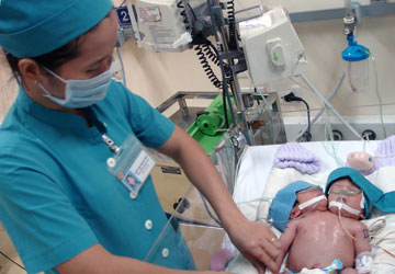 Bé 2 đầu: BS thiếu sót khi siêu âm thai - 1