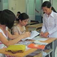 Kiến nghị bỏ thi ĐH: Vì lợi ích của ai?