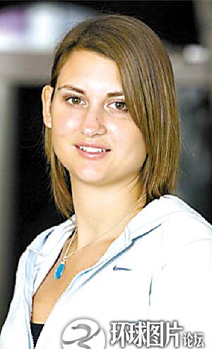 Những cách kiếm tiền lạ đời gây tranh cãi - 3