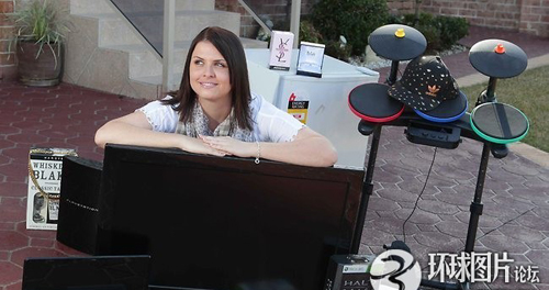 Những cách kiếm tiền lạ đời gây tranh cãi - 6