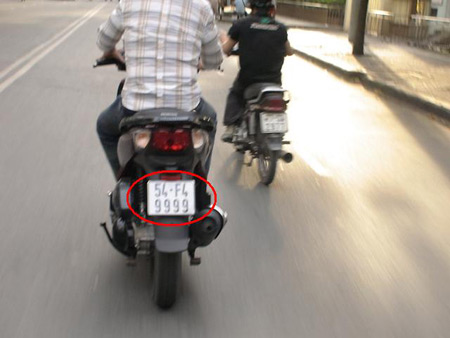 Biển kiểm soát 5 số: Xe xịn vẫn có biển đẹp - 3
