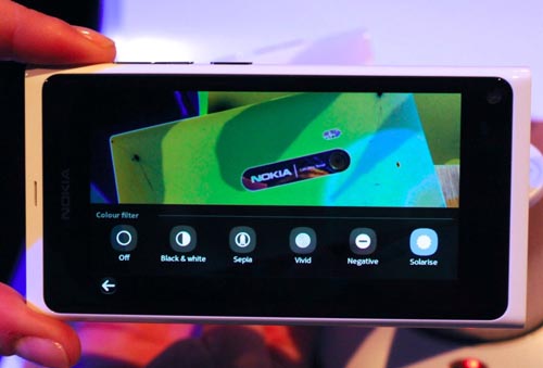 Công bố Nokia N9 màu trắng - 4