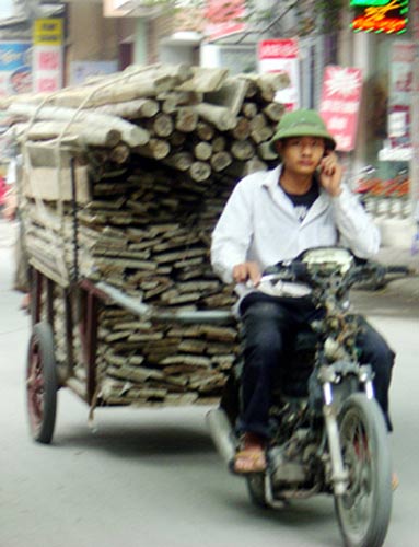 Những chuyến xe “xiếc” giữa thủ đô - 4