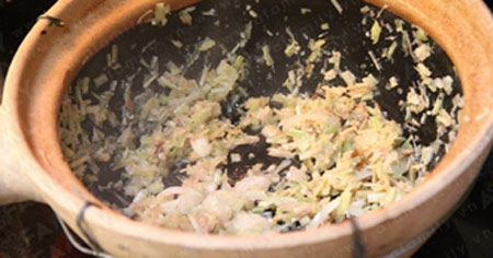 Đậm đà thịt kho ruốc sả - 5