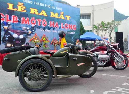 Dàn mô tô 'khủng' lướt trên đường phố Hạ Long - 9