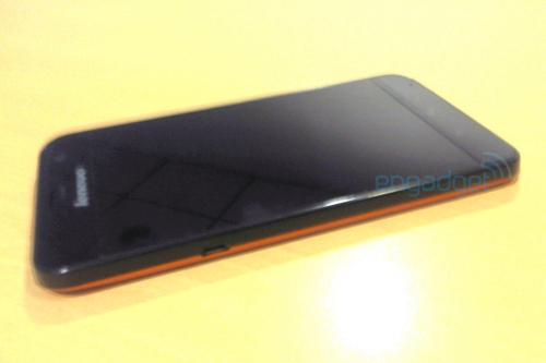 Lenovo sản xuất tablet Android 5 inch - 5