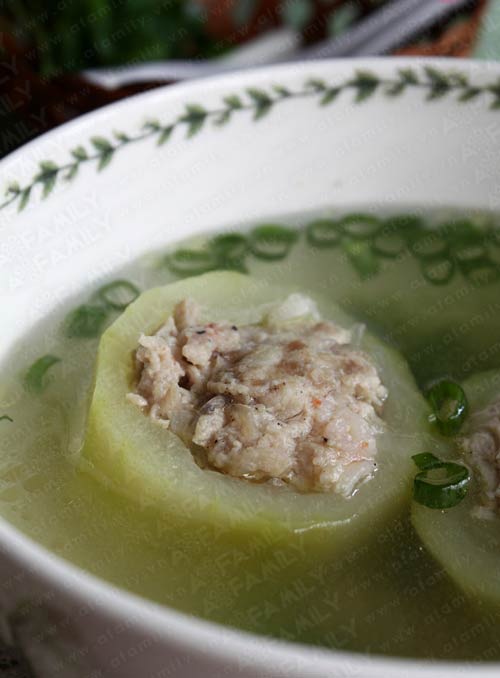 Canh bí đao nhồi thịt xóa tan mệt mỏi - 10
