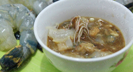 Tôm kho tàu ăn với cơm miễn chê - 3