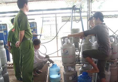 Quận 11, Tân Phú: Nên mua Gas của hãng nào và của Đại Lý nào?