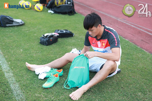 Truyền hình Malaysia " săn" Công Vinh - 7