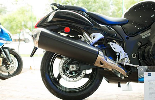 “Chim ưng” Hayabusa giá khủng - 3