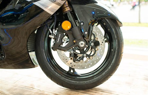 “Chim ưng” Hayabusa giá khủng - 6
