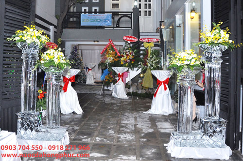 Mốt trang trí tiệc bằng băng đăng - 5