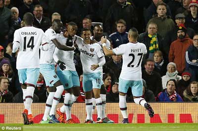 Chi tiết MU - West Ham: Phung phí quá nhiều (KT) - 4