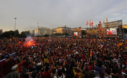 Chùm ảnh: Vinh quy bái tổ, Euro 2012, 