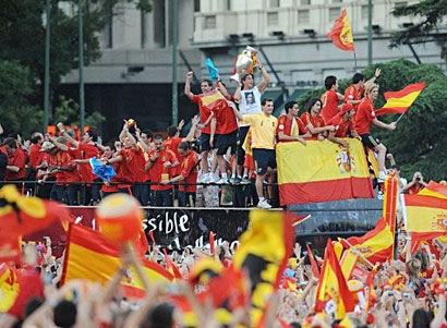 Chùm ảnh: Vinh quy bái tổ, Euro 2012, 