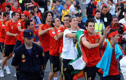 Chùm ảnh: Vinh quy bái tổ, Euro 2012, 