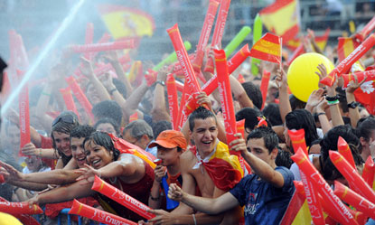 Chùm ảnh: Vinh quy bái tổ, Euro 2012, 