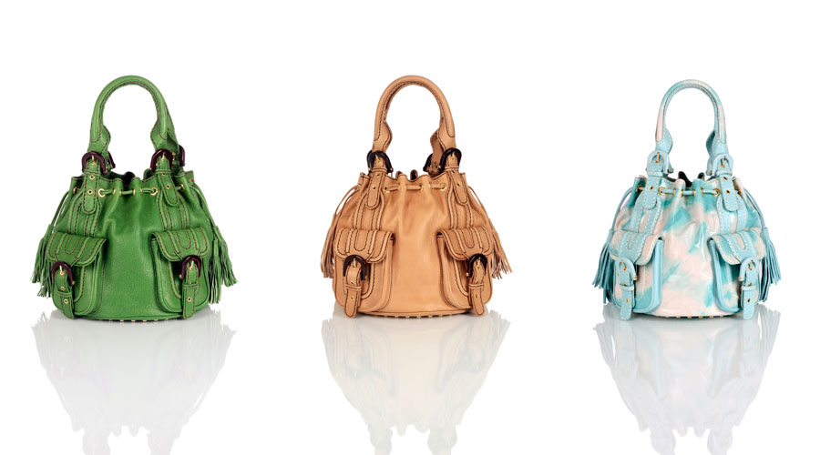 [Image: lanctcontenu_64_image_0%5B1%5D.jpg]