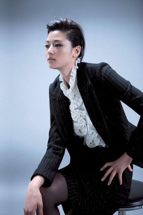 Jeon Ji-hyun quyến rũ trong BST mới của Bestibelli, Thời trang, 
