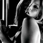 Video sexy nhất 2008: Kate Moss và màn... múa cột (phần 4)
