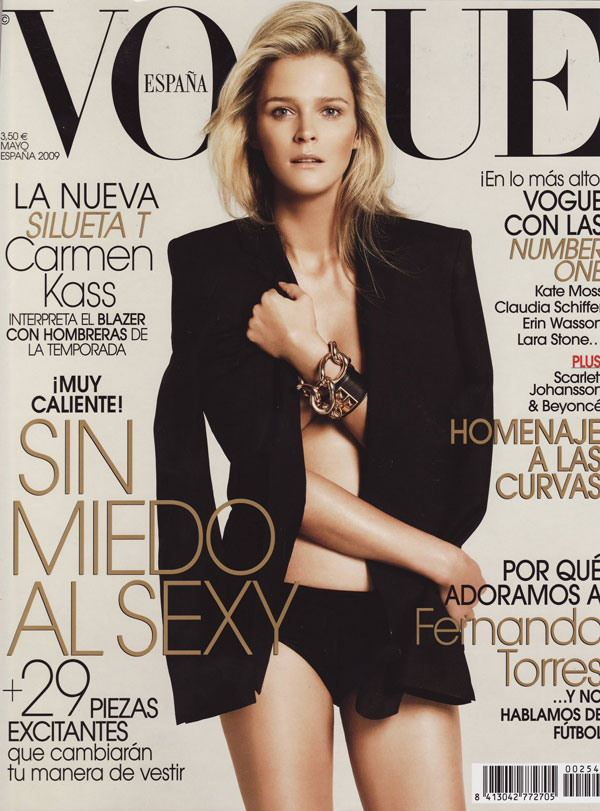 Vogue tháng 5 – chân dài khoe sắc, Thời trang, 