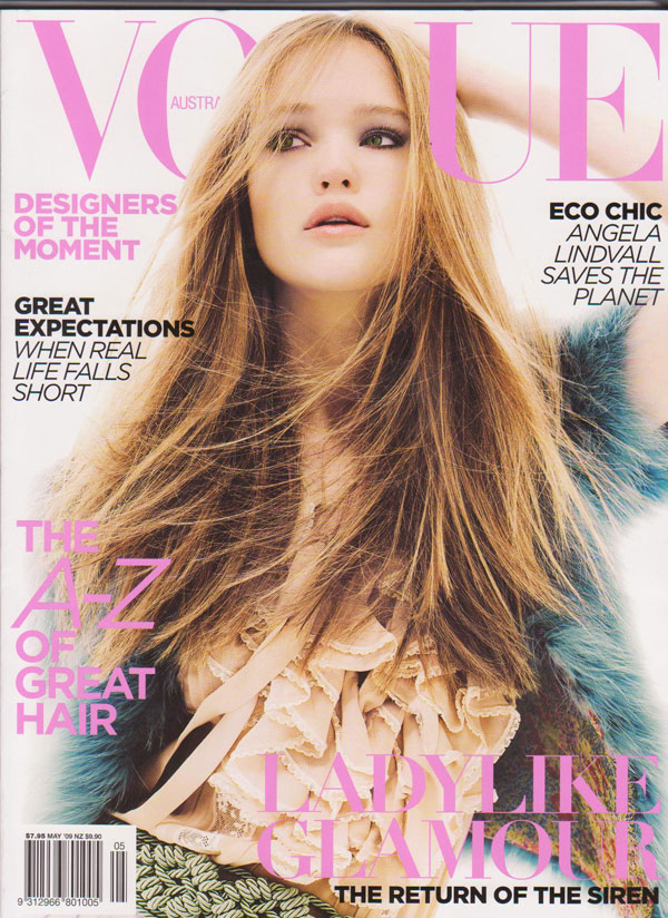 Vogue tháng 5 – chân dài khoe sắc, Thời trang, 