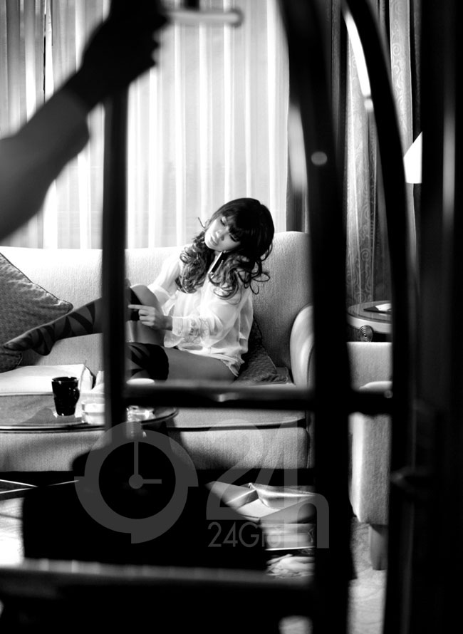 Chụp lén Hà Anh… thay đồ, Thời trang,