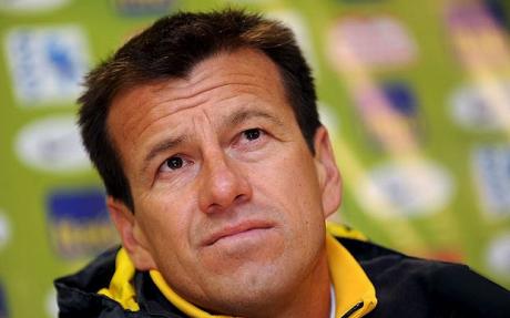 HLV Dunga e dè trước đội tuyển Mĩ, Confederation Cup 2011, Bóng đá, 