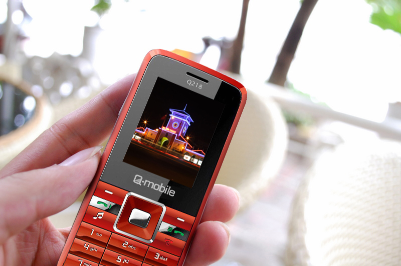 “Q-mobile Q218 pin cực khủng, nhạc cực hay”, Thời trang Hi-tech, 