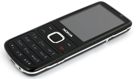 Mở hộp 'đàn em' của Nokia 6300 - 4