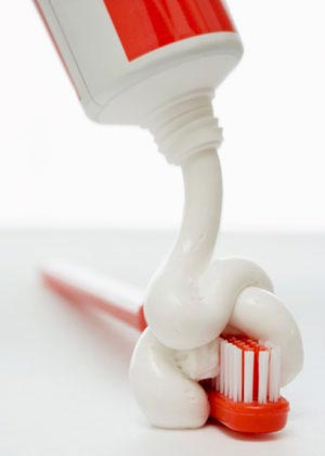 Chọn kem đánh răng phù hợp, Răng - Hàm - Mặt, Sức khỏe đời sống, Kem đánh răng, fluor