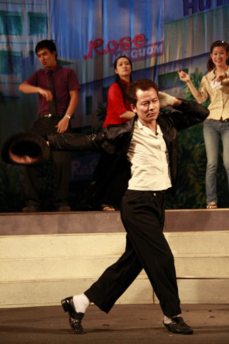 Hài kịch mới: “Gặp nhau là cười” - 2