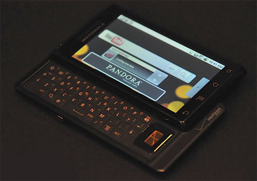 Motorola Droid: "Dế" QWERTY trượt mỏng nhất thế giới, Điện thoại, Thời trang Hi-tech, 