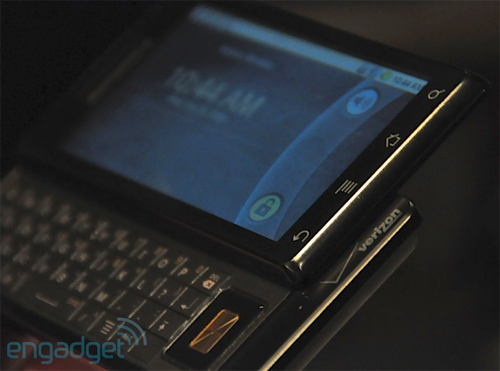 Motorola Droid: "Dế" QWERTY trượt mỏng nhất thế giới, Điện thoại, Thời trang Hi-tech, 