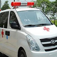 Xe cứu thương “làm loạn” trạm thu phí