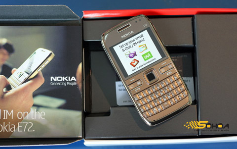 Khám phá Nokia E72 chính hãng, Thời trang Hi-tech, 