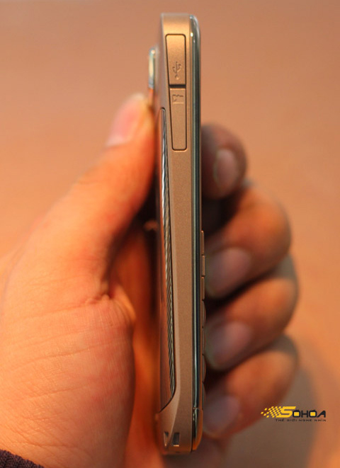 Khám phá Nokia E72 chính hãng, Thời trang Hi-tech, 