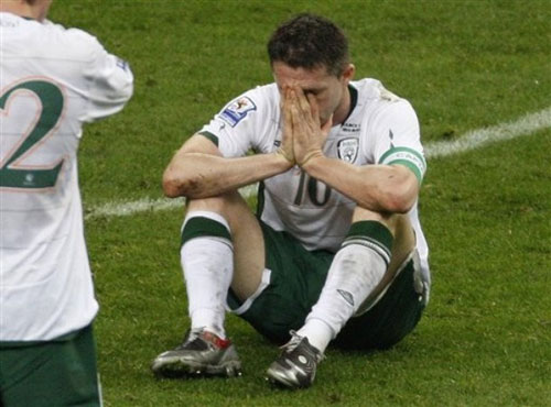 Bi kịch Ireland: Vì Henry, vì trọng tài và vì ai?, Bóng đá, 