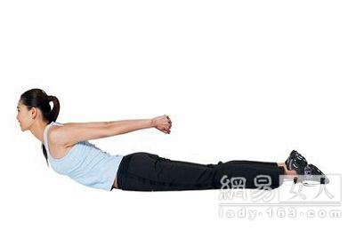 4 tư thế Yoga cho vòng 1 gợi cảm - 2