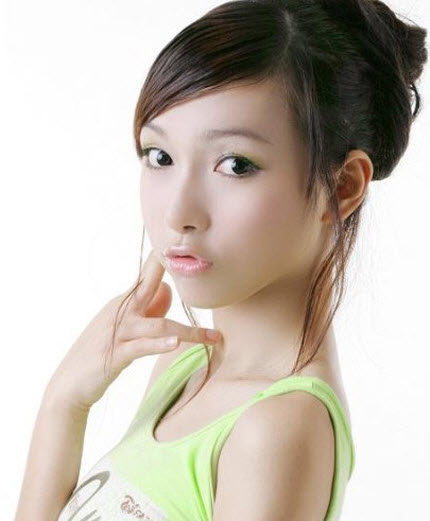 Mĩ nhân bị bại lộ từng chuyển giới vì… quá đẹp - 10