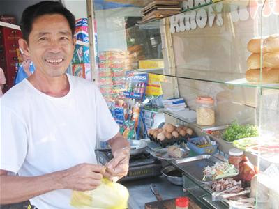 Những con người không đòi hỏi "sướng", Tin tức trong ngày, Hè phố