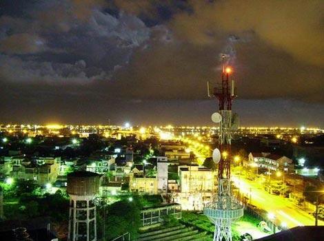 Sau 22h không tắt đèn sẽ bị cắt điện - 1