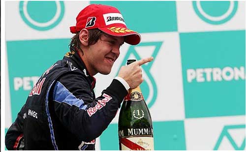 Ảnh Red Bull thăng hoa tại Malaysian GP (Kèm Video), Thể thao, Red Bull, Vettel, Webber, F1 2010, Malaysian GP