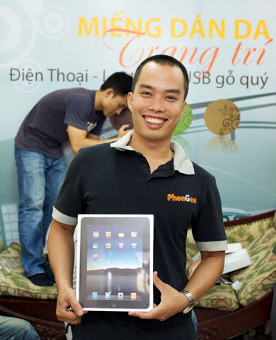 iPad về Việt Nam với giá bao nhiêu? - 1