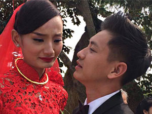 Người mẫu - Hoa hậu - Lê Thúy nức nở trong ngày "theo chàng về dinh"