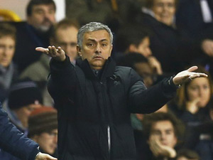 Bóng đá - HLV Mourinho chỉ trích rồi lại xin lỗi trọng tài