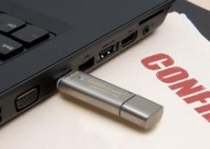 Công nghệ thông tin - Kingston giới thiệu USB 3.0 tích hợp sao lưu 'đám mây'